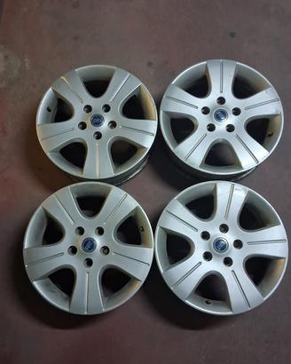 cerchi in lega fiat 16 4x4 multijet