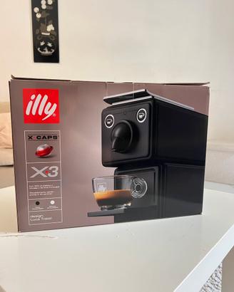 Macchina Caffè illy X3 X-CAPS Nero Luca Trazzi