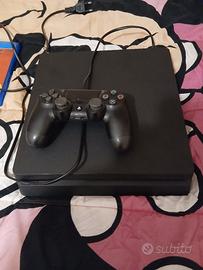  PlayStation 4 più 4 giochi manca solo il cavo USB