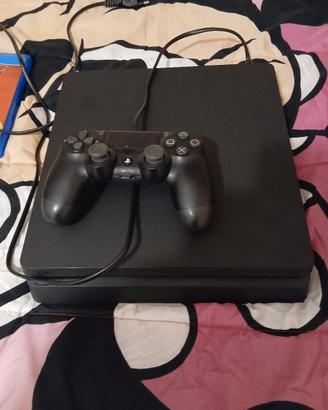  PlayStation 4 più 4 giochi manca solo il cavo USB