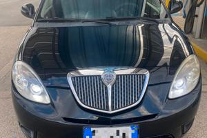 Lancia y - 2011
