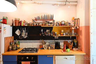 Stanza centrale libera da subito