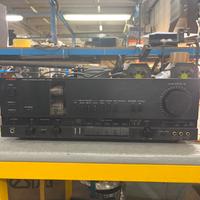 Amolificatore Luxman lv105u