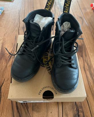 Dr Martens numero 27
