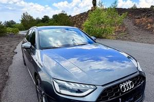 Audi A4 avant s-line 35 2.0 tdi mhev 163cv s