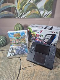 Lotto Nintendo 2DS + 3 Giochi Originali Completi