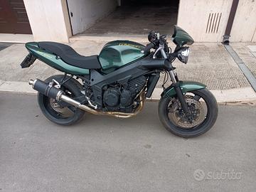 Triumph 600 cilindrata come nuova tenuta maniacalm