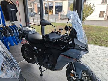 Yamaha Tracer 9 Y-AMT 2026 KM 0