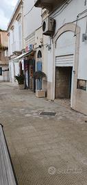 Locale in piano terra