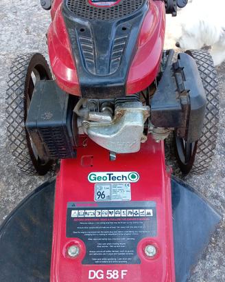 tagliaerba e spinta Geotech DG 58F