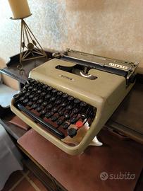 Olivetti Lettera 22
