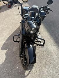 Harley davidson Roadking special