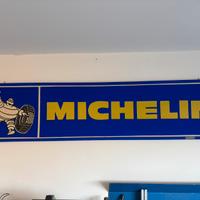 Striscione pubblicitario Michelin