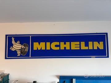 Striscione pubblicitario Michelin