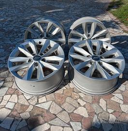 Cerchi in lega Audi originali 16" – ottime condiz.