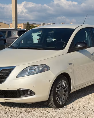 Lancia Ypsilon 0.9 TwinAir 85 CV 5 porte S&S DFN G