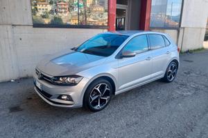 VOLKSWAGEN Polo 6ª serie - 2021