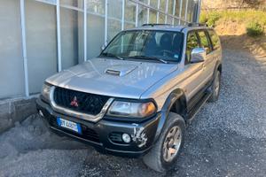 Mitsubishi Pajero Sport GLS