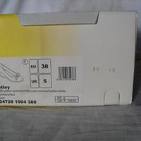 Scarpe nere da donna