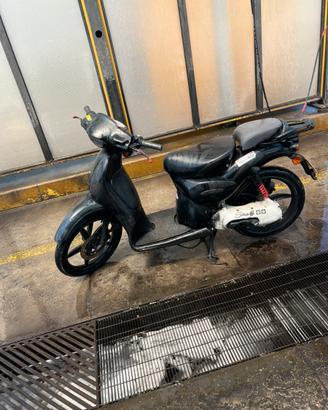 Scarabeo 50