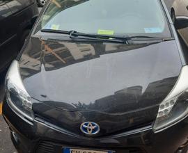 TOYOTA Yaris - 2014