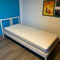 Letto singolo e materasso iikea