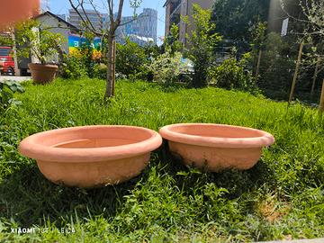 Coppia di ciotole in resina effetto terracotta 