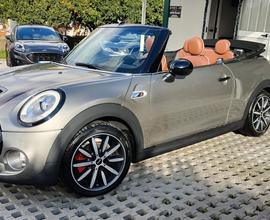 Mini Cooper S Cabrio 2.0 194 cv