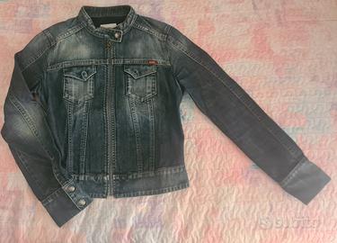 2 giubbotti di jeans
