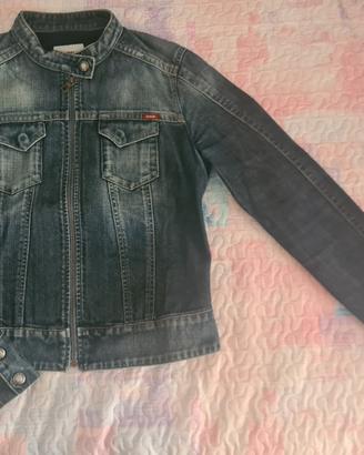 2 giubbotti di jeans