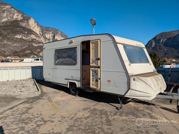 Roulotte Adria Caravan 4057 TK (1994) – 5 Posti