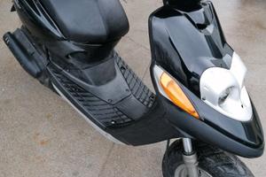 scooter 50 Yamaha booster