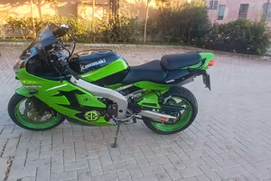 Kawasaki ninja zx6r