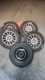 4 CERCHI IN LEGA VOLKSWAGEN BORA/GOLF GOMME ESTIVE