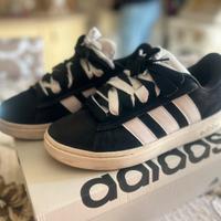 Scarpe adidas