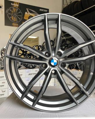 Cerchi Bmw raggio 19 NUOVI cod.1029387