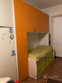 Cameretta con armadio a ponte