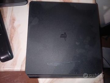Playstation 4 slim