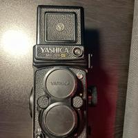 Yashica Mat-124 G
