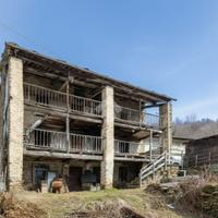 CASA INDIPENDENTE A ANGROGNA