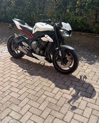 Triumph 765 R