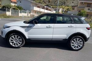 Land Rover Range Evoque 2.0 TD4 150 CV 5p. SE Dyna
