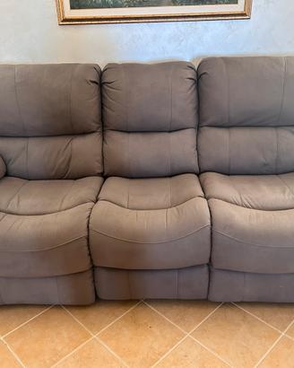 Divano pari al nuovo per cambio arredamento