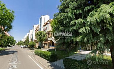 Trilocale con due bagni e garage