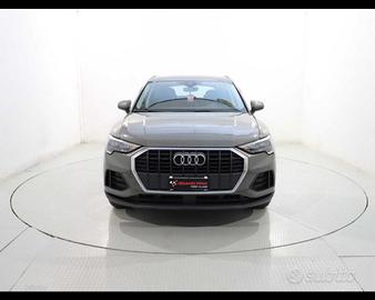 AUDI Q3 35 TDI S tronic Business