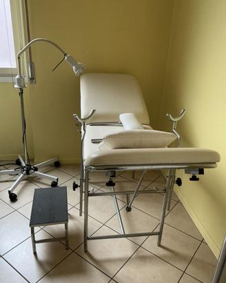 Lettino ginecologico  + sgabello