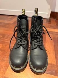 DR. Martens