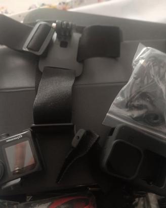 Action CAM 4k, completa di accessori