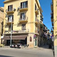 3 LOCALI A PALERMO