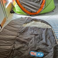 Tenda materassino e sacco a pelo per bambino